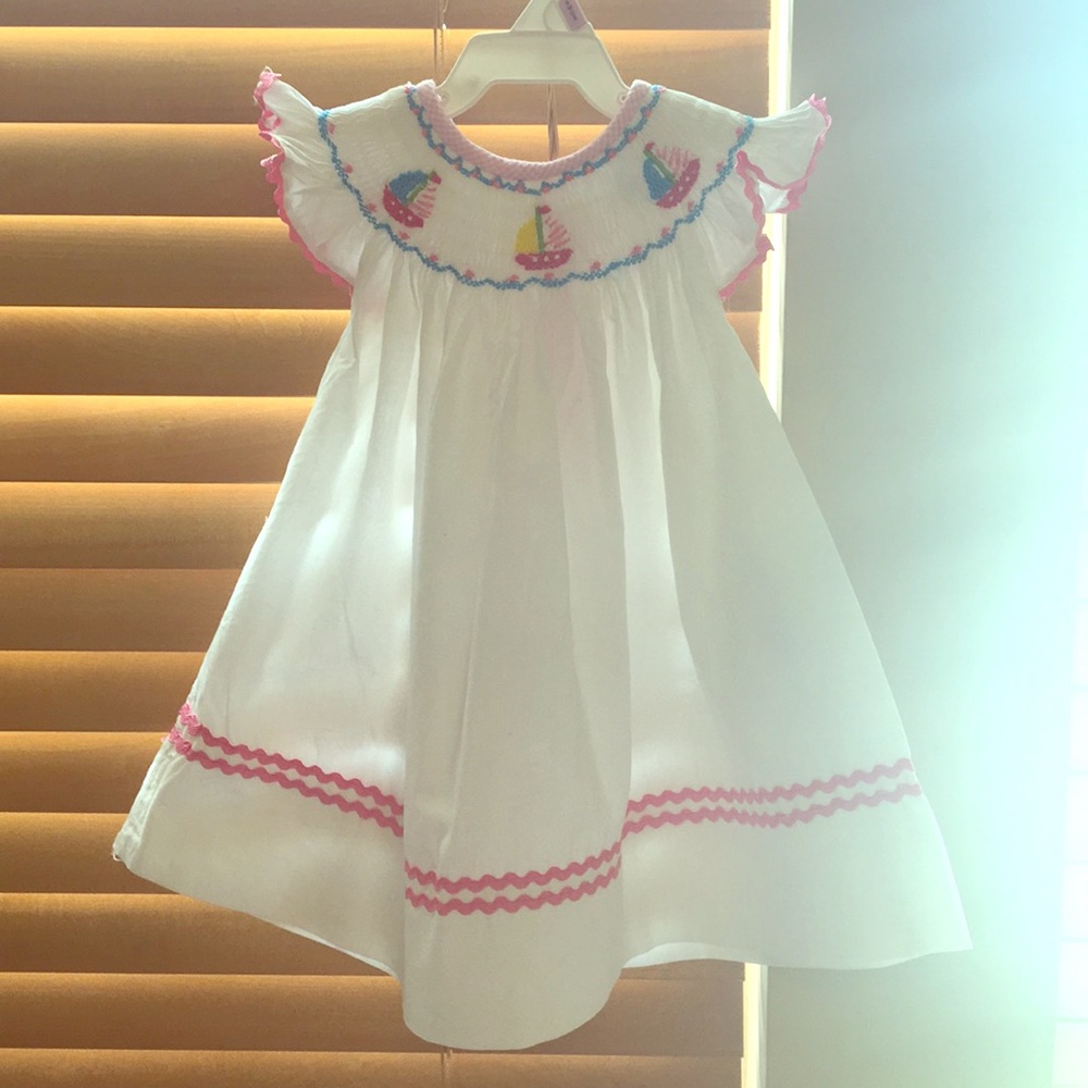 Surcie Brand Smocked Sailboat Bishop 6M EUC